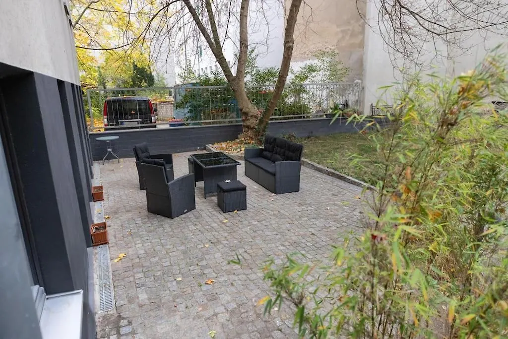 Terrassen-Wohnung Am Goerlitzer Park In Kreuzberg Berlín